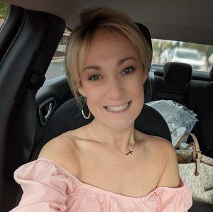 Meet your Posher, Karie